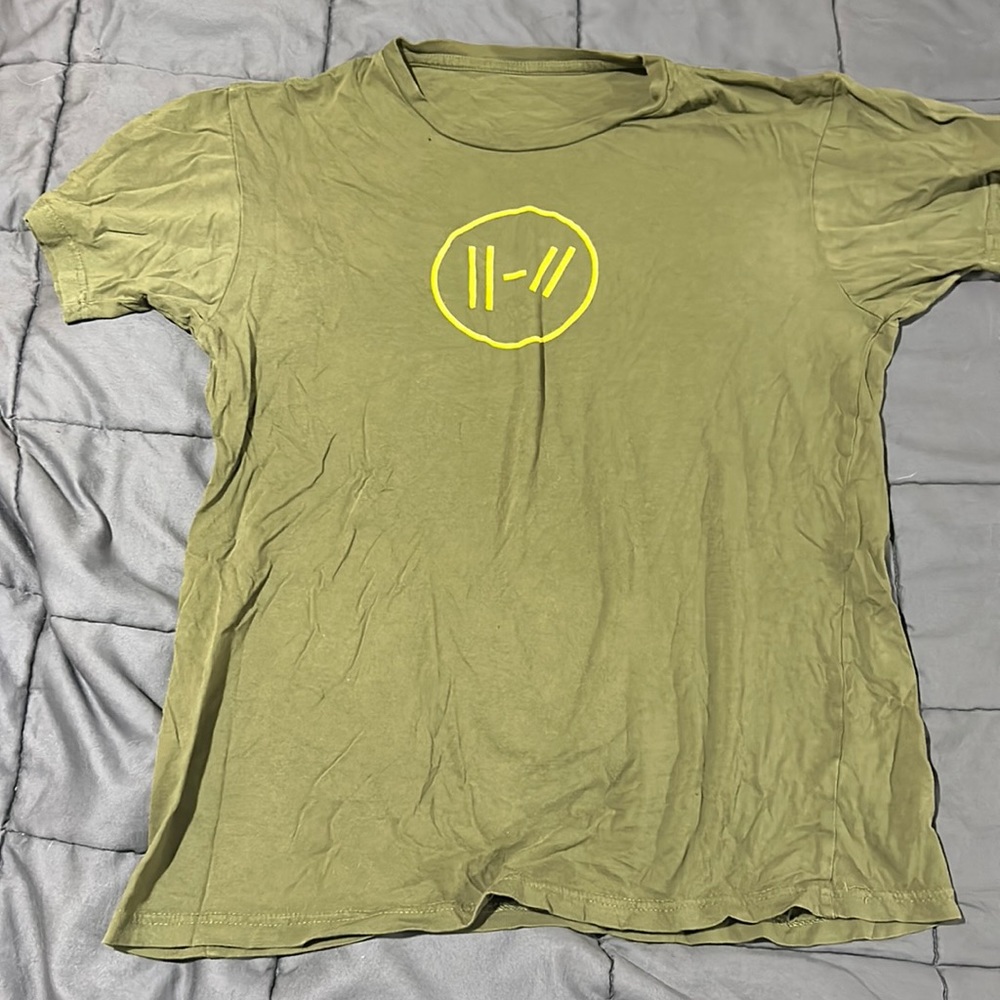Green twenty one pilots shirt